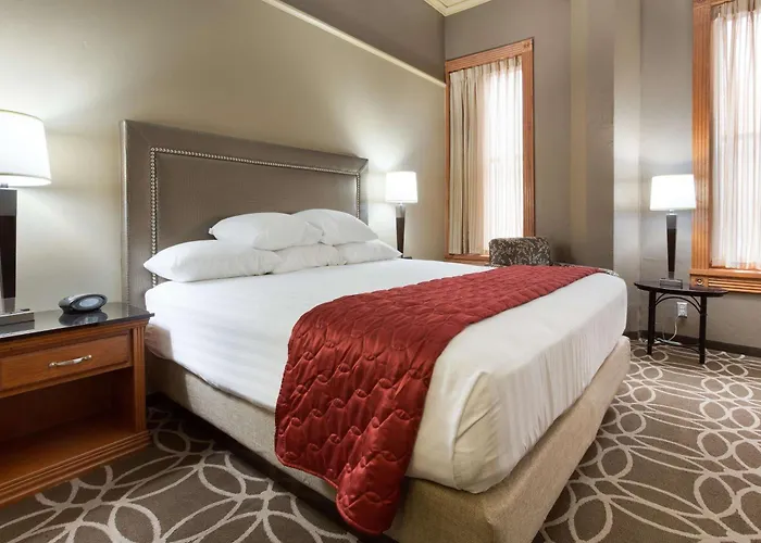 Drury Inn & Suites San Antonio Riverwalk